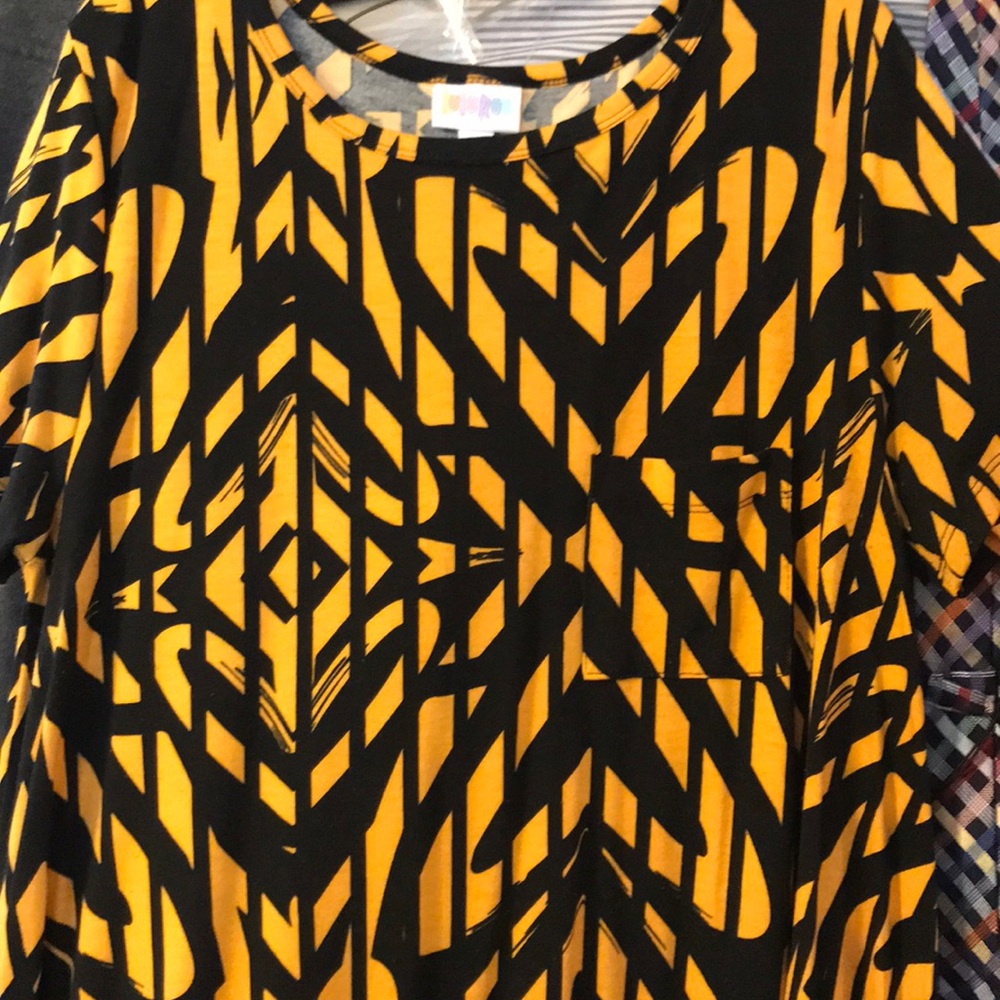Lularoe Carly